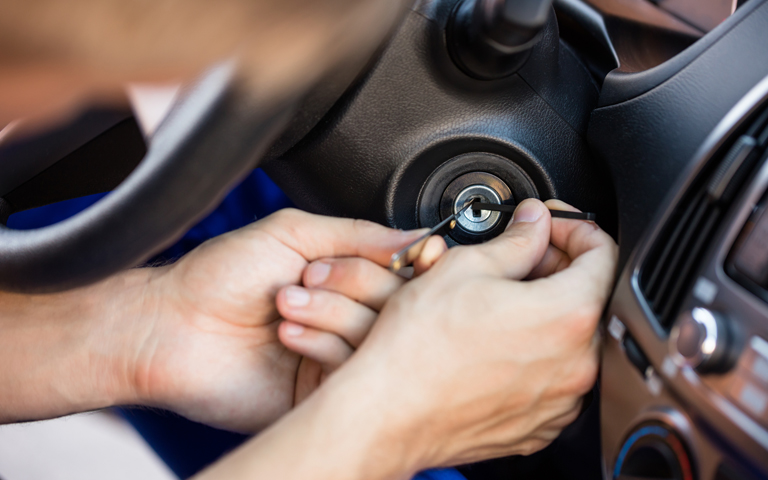 Automotive locksmith service in Charleston